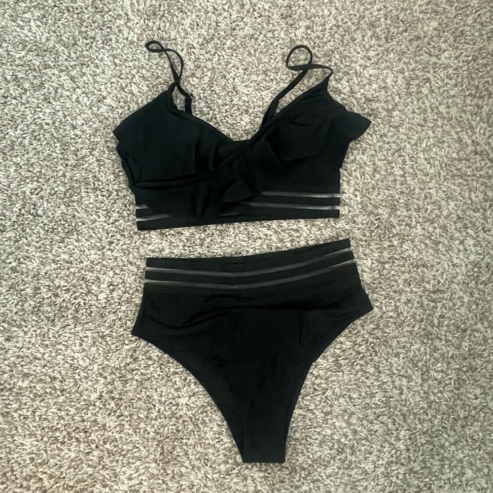 NEW - Black Strappy Bikini Set - M - Picture 5 of 7